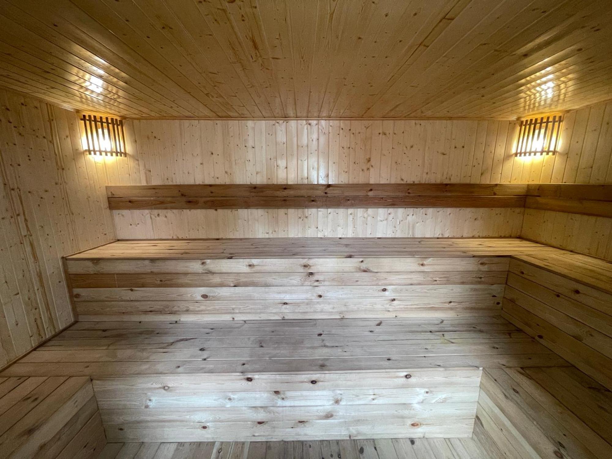 Derm Tkov Village Rafikis Retreatホステル エクステリア 写真